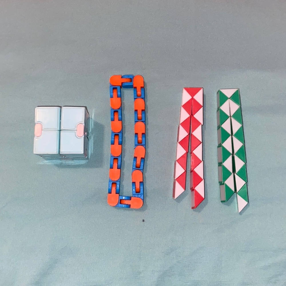Fidget pack, 4 items